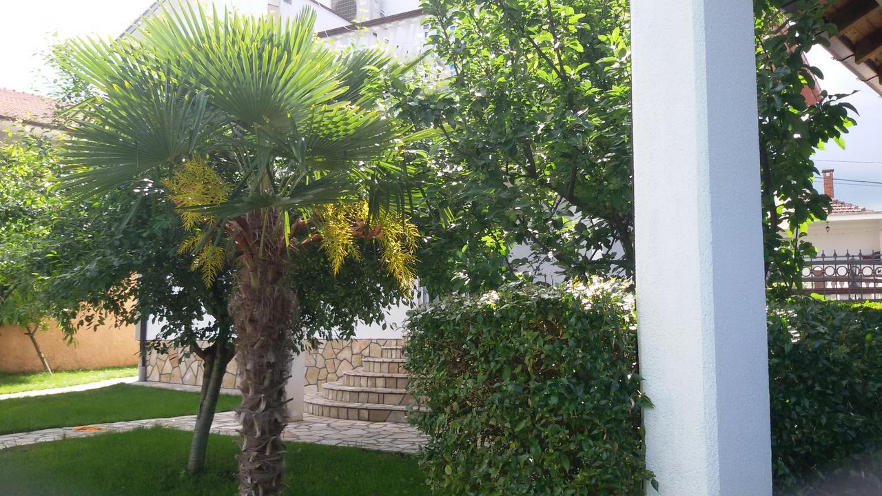 Sunny Apartment With Swimming Pool Stolac Exteriör bild